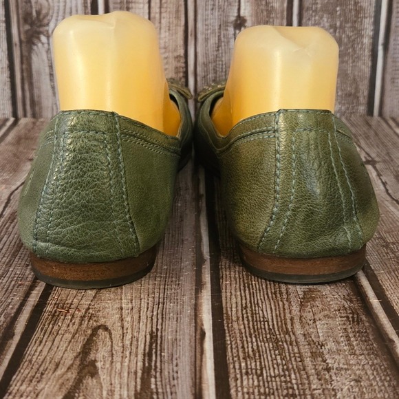 Sz 10 M Womens Frye Regina Green Leather Studded Bow Ballet Flats Shoes VGUC! - Picture 4 of 7